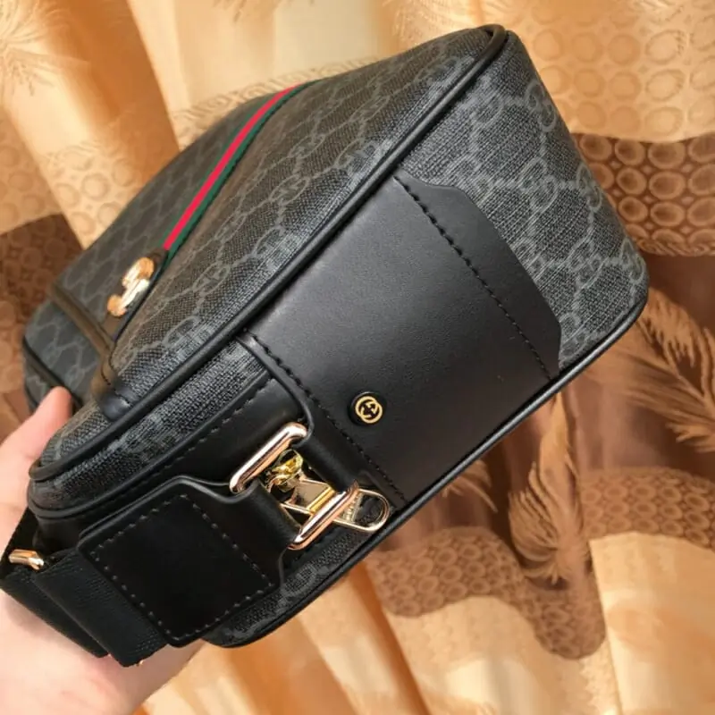 gucci aaa homme mini sac a main s_11b2a544